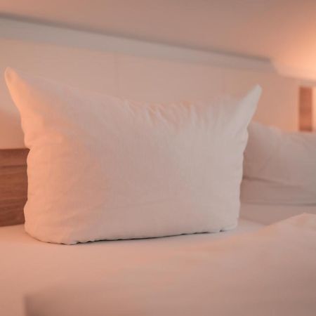 Airport Lounge Hotel Duesseldorf מראה חיצוני תמונה