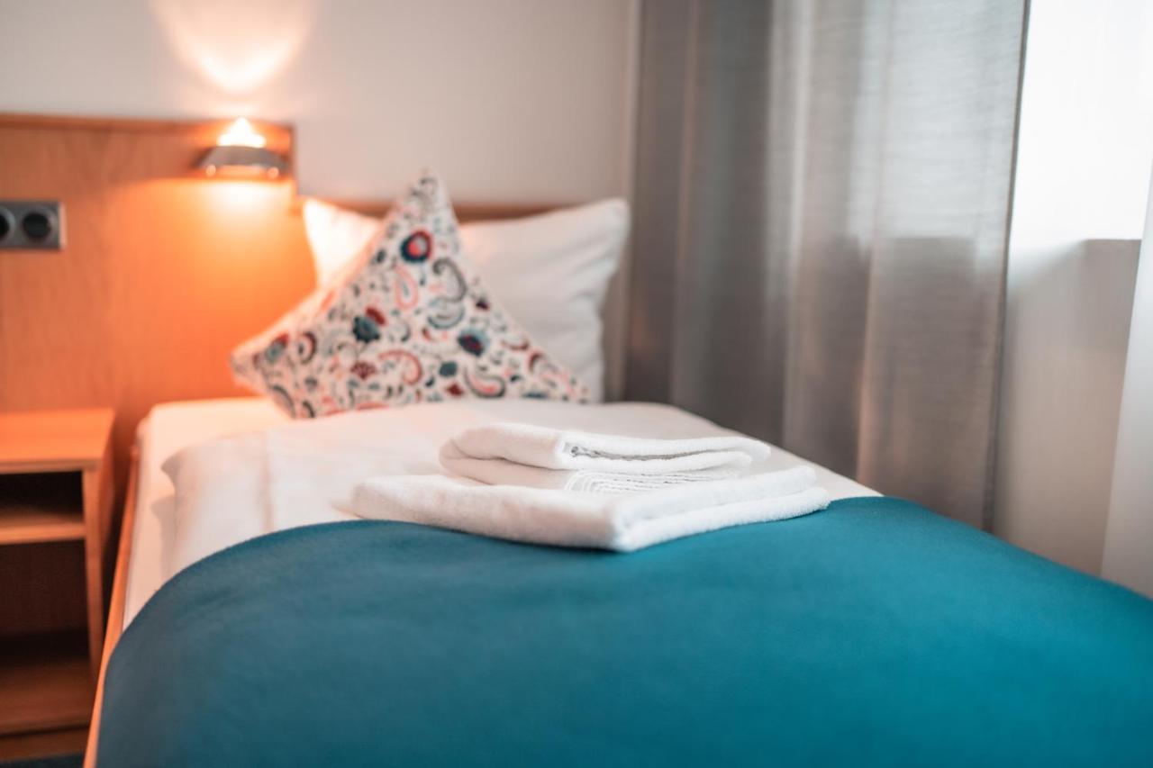 Airport Lounge Hotel Duesseldorf מראה חיצוני תמונה