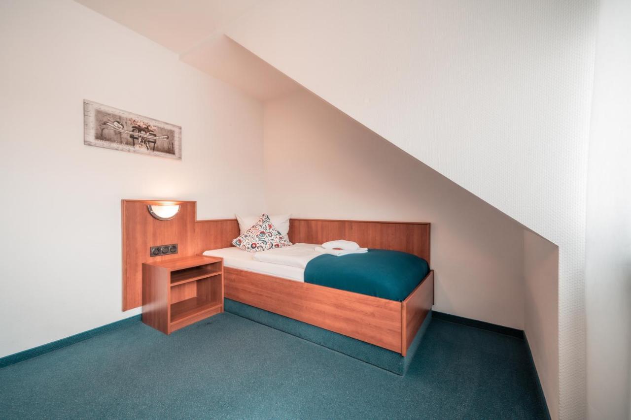 Airport Lounge Hotel Duesseldorf מראה חיצוני תמונה