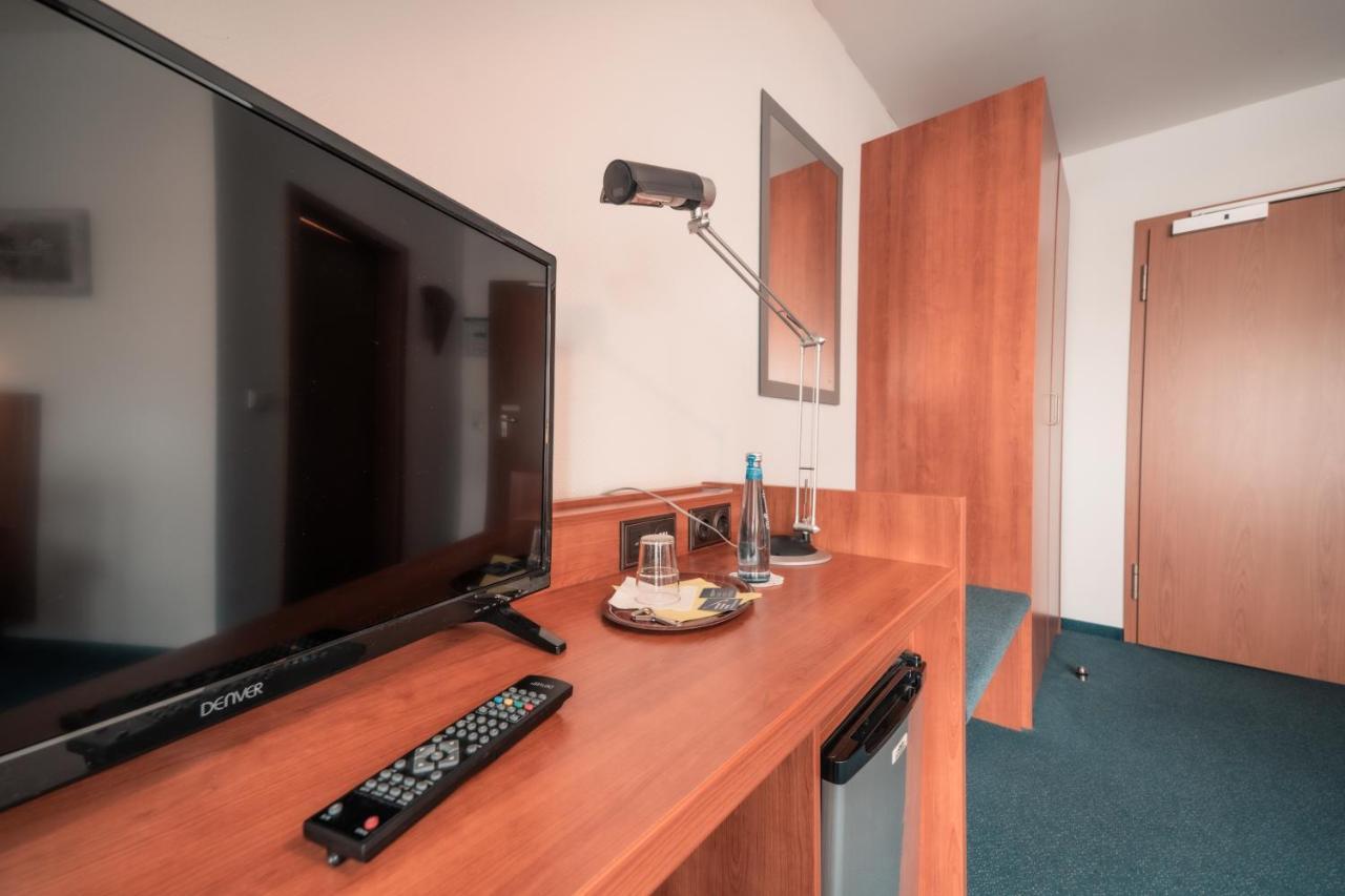 Airport Lounge Hotel Duesseldorf מראה חיצוני תמונה